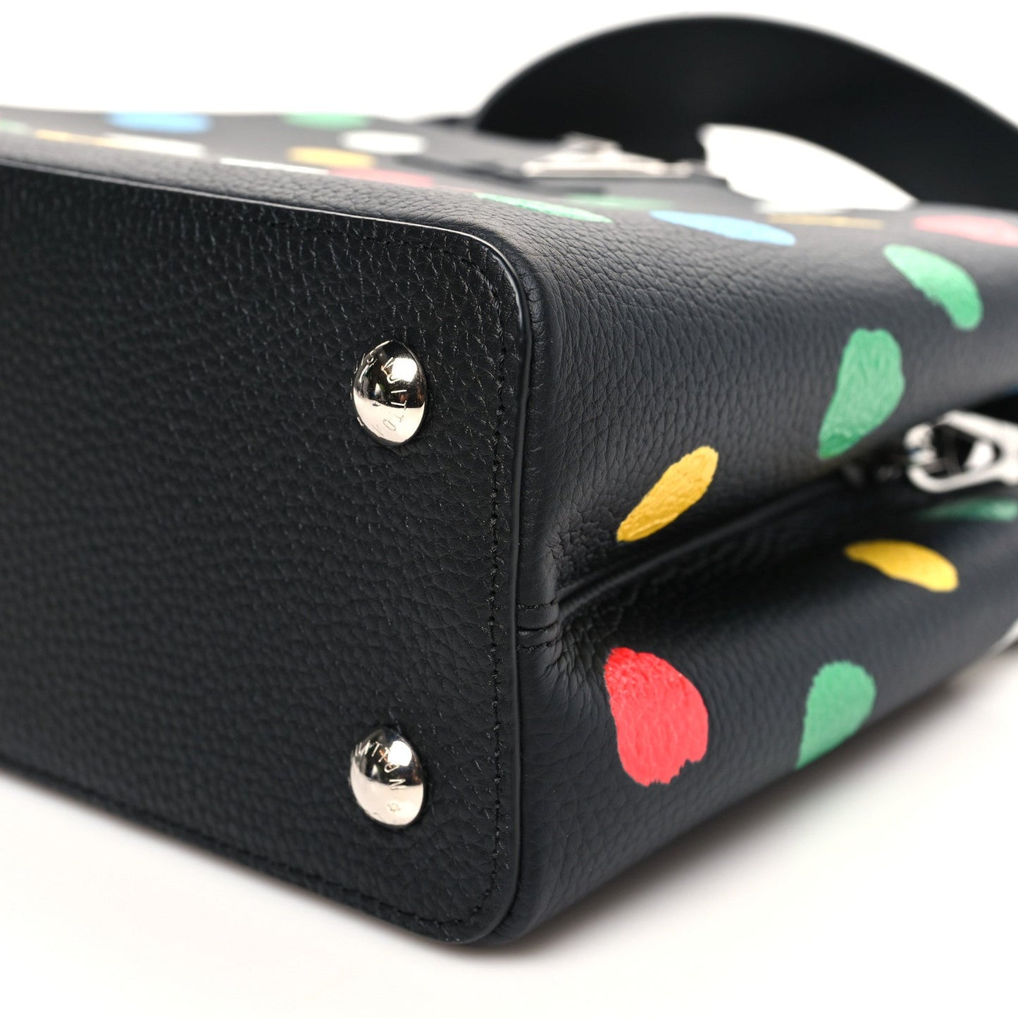 LV X YK Taurillon Capucines MM Black