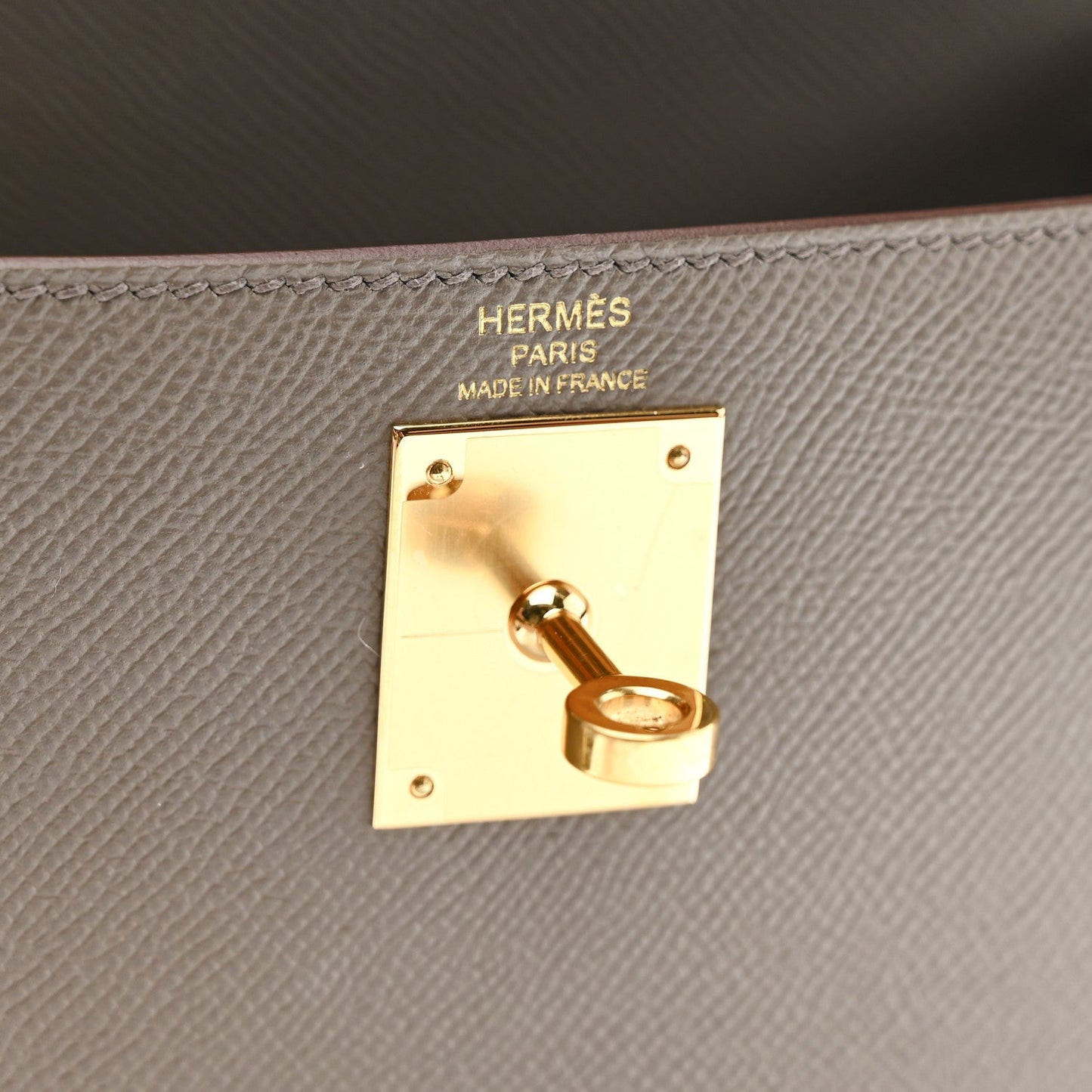 Epsom Kelly Sellier 28 Etain