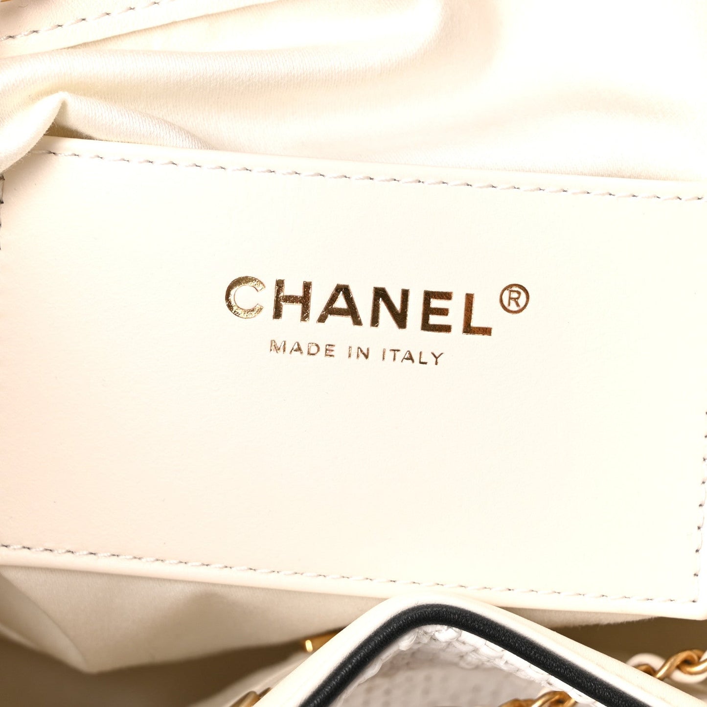 Braided Raffia Calfskin Quilted Small Chanel 25 Handbag White Black
