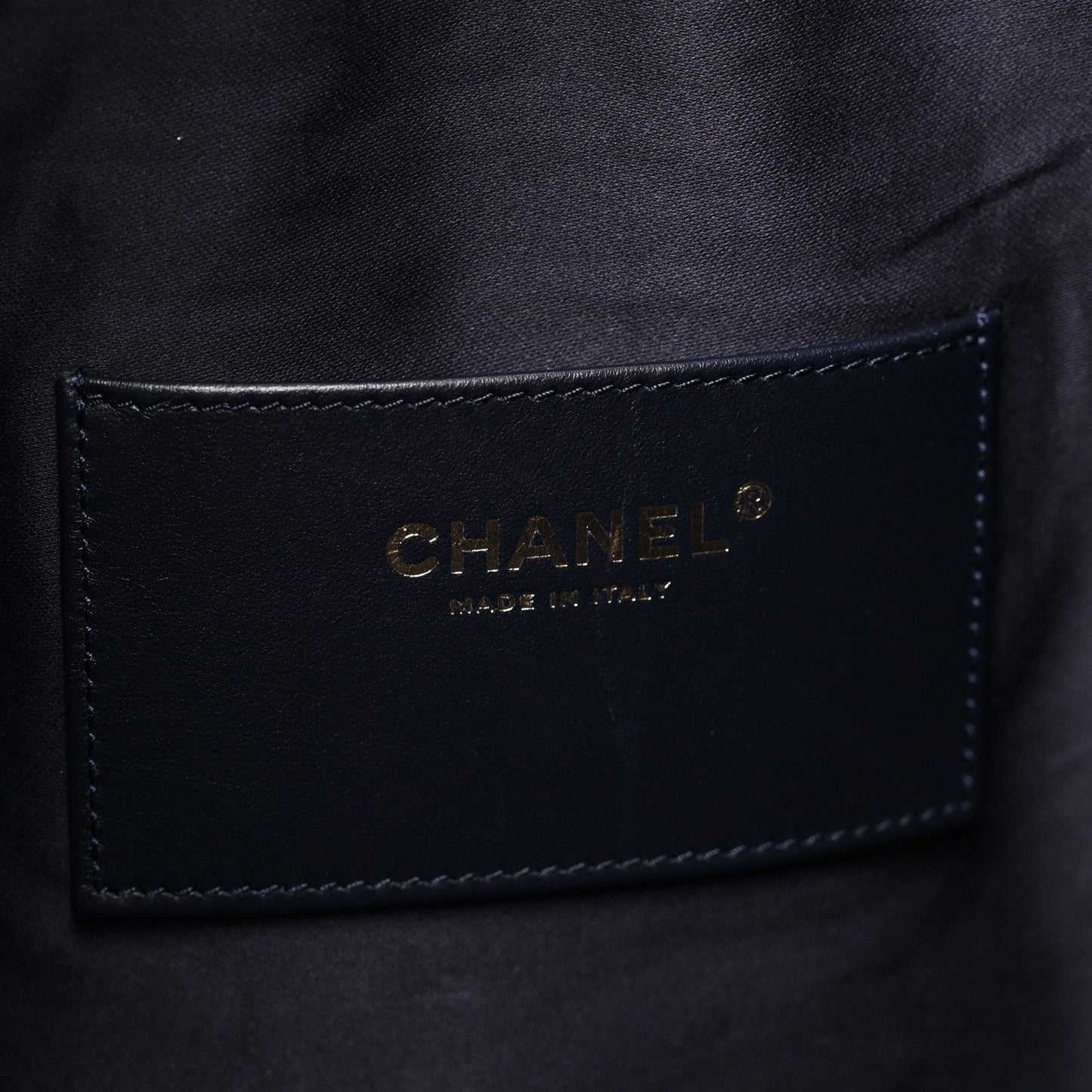 Caviar Quilted Medium Chanel 25 Handbag Dark Navy