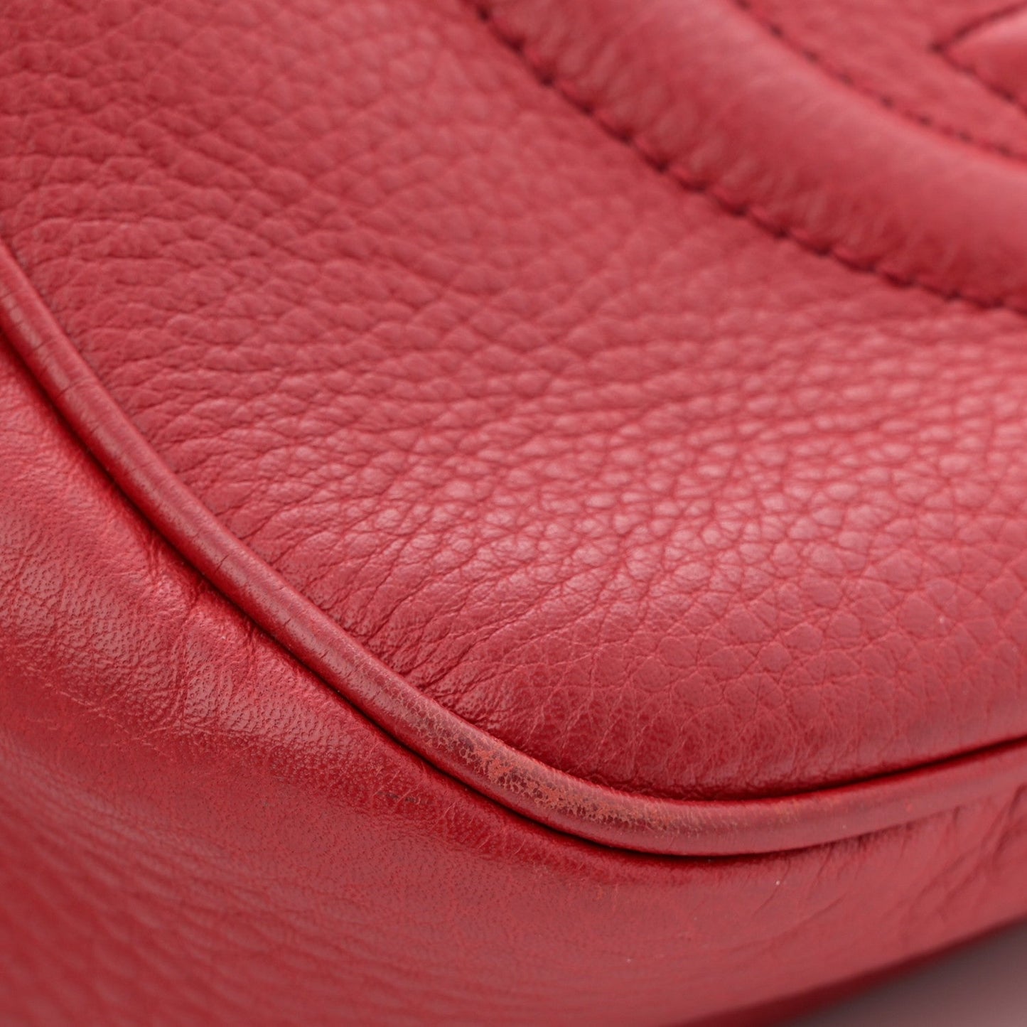 Pebbled Calfskin Small Soho Disco Bag Vibrant Red
