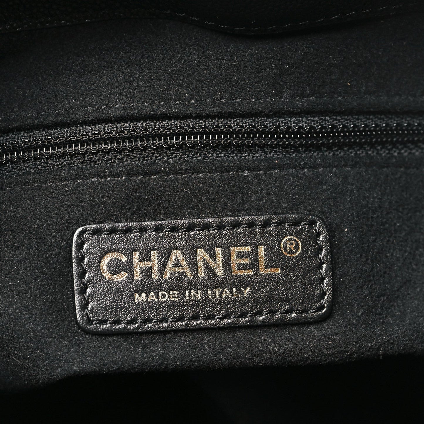 Caviar Deauville Drawstring Bucket Bag Black