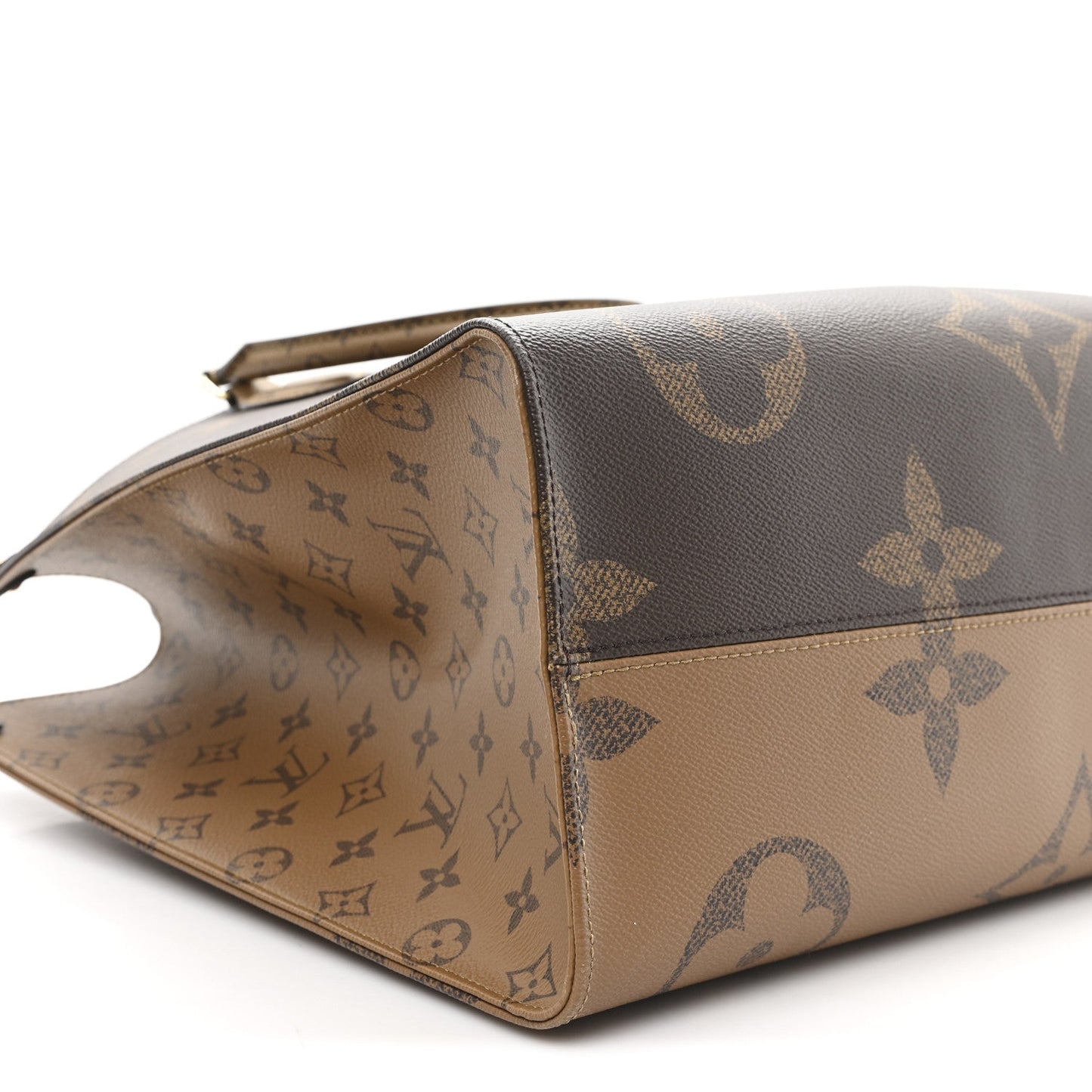 Reverse Monogram Giant Onthego GM