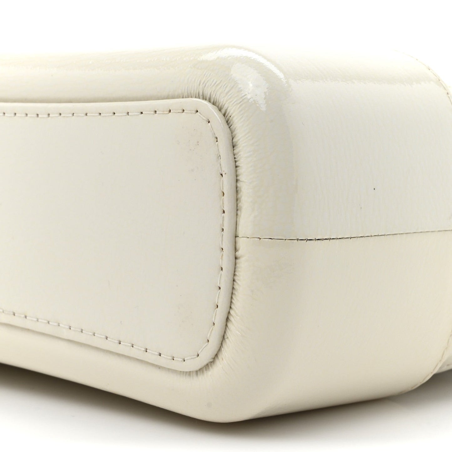 Patent Goatskin Quilted Medium Gabrielle Hobo White