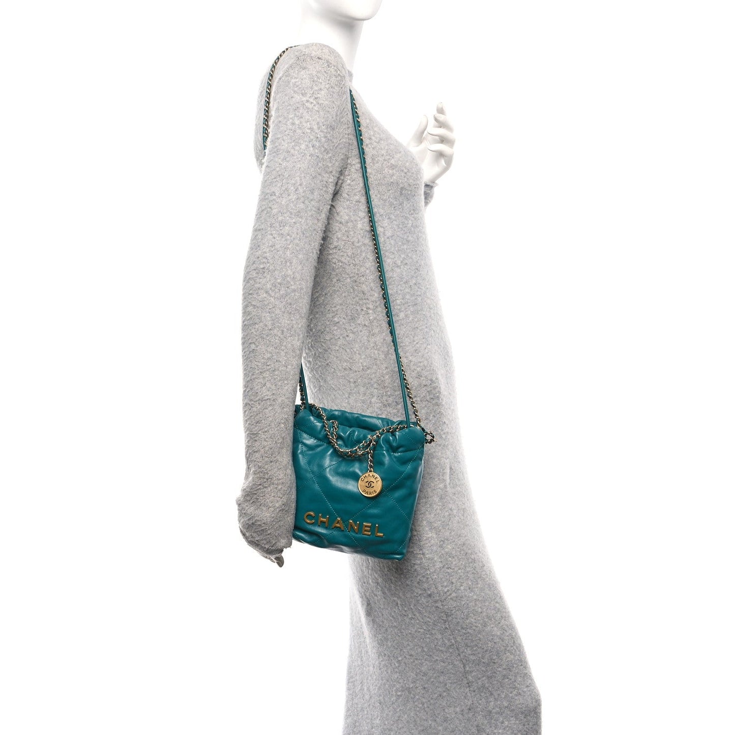 Shiny Calfskin Quilted Mini Chanel 22 Green