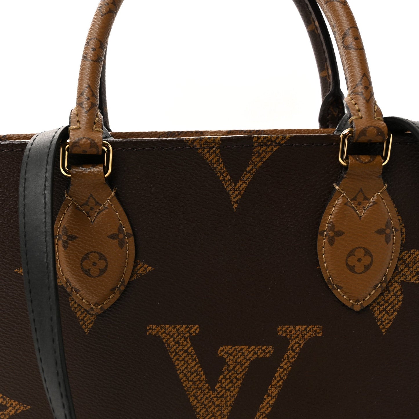 Reverse Monogram Giant Onthego MM