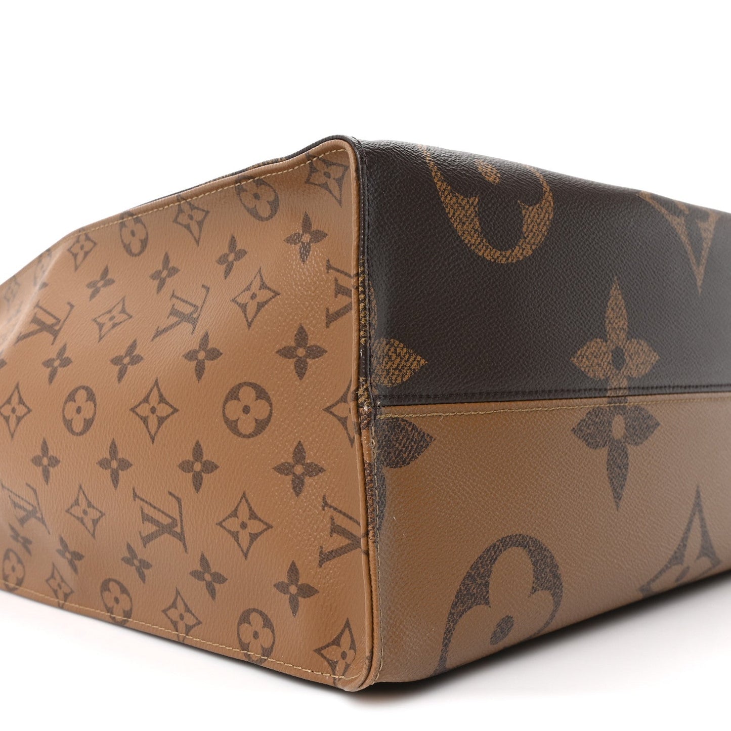 Reverse Monogram Giant Onthego GM