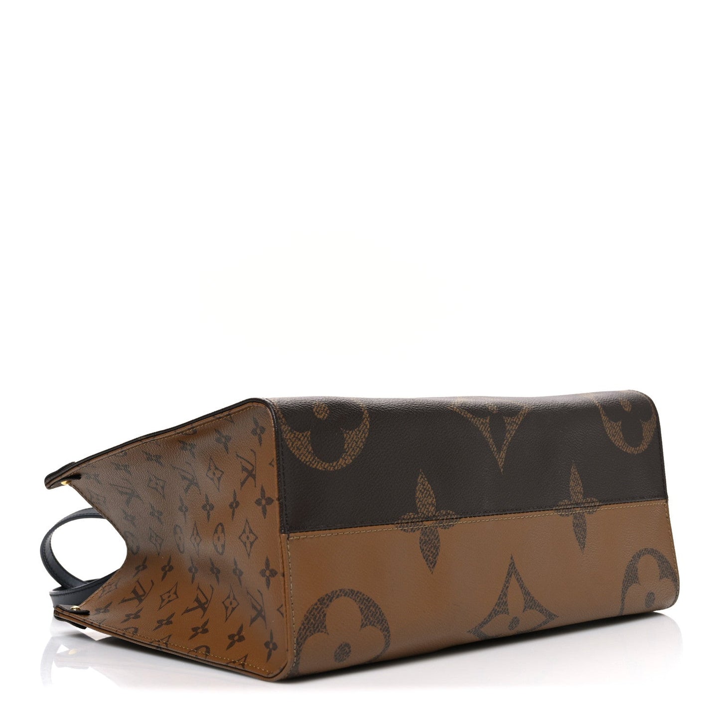 Reverse Monogram Giant Onthego MM