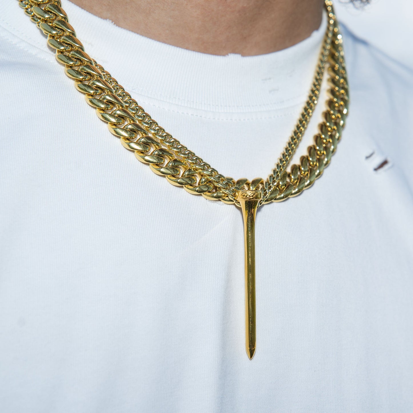Golf Tee Pendant in Yellow Gold