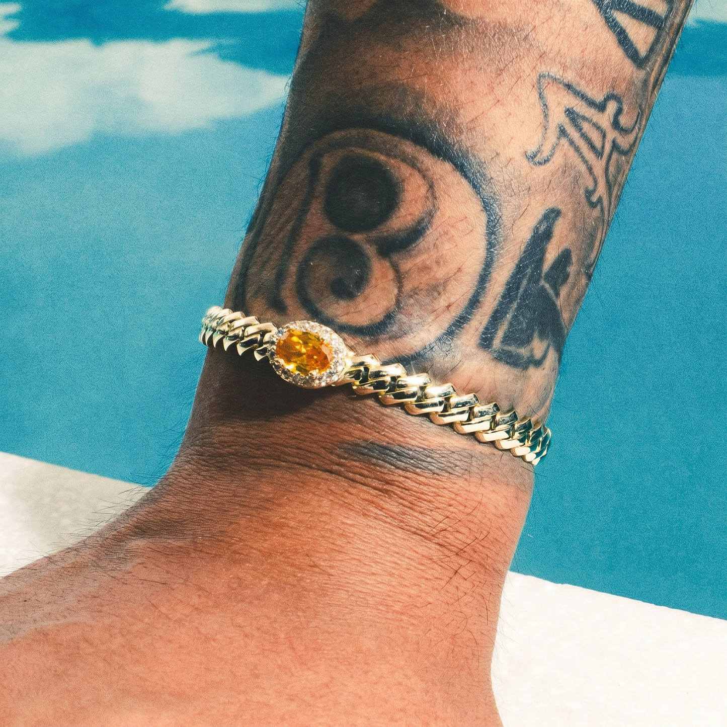 Iced Canary Oval Cuff Bracelet in Yellow Gold - 3mm