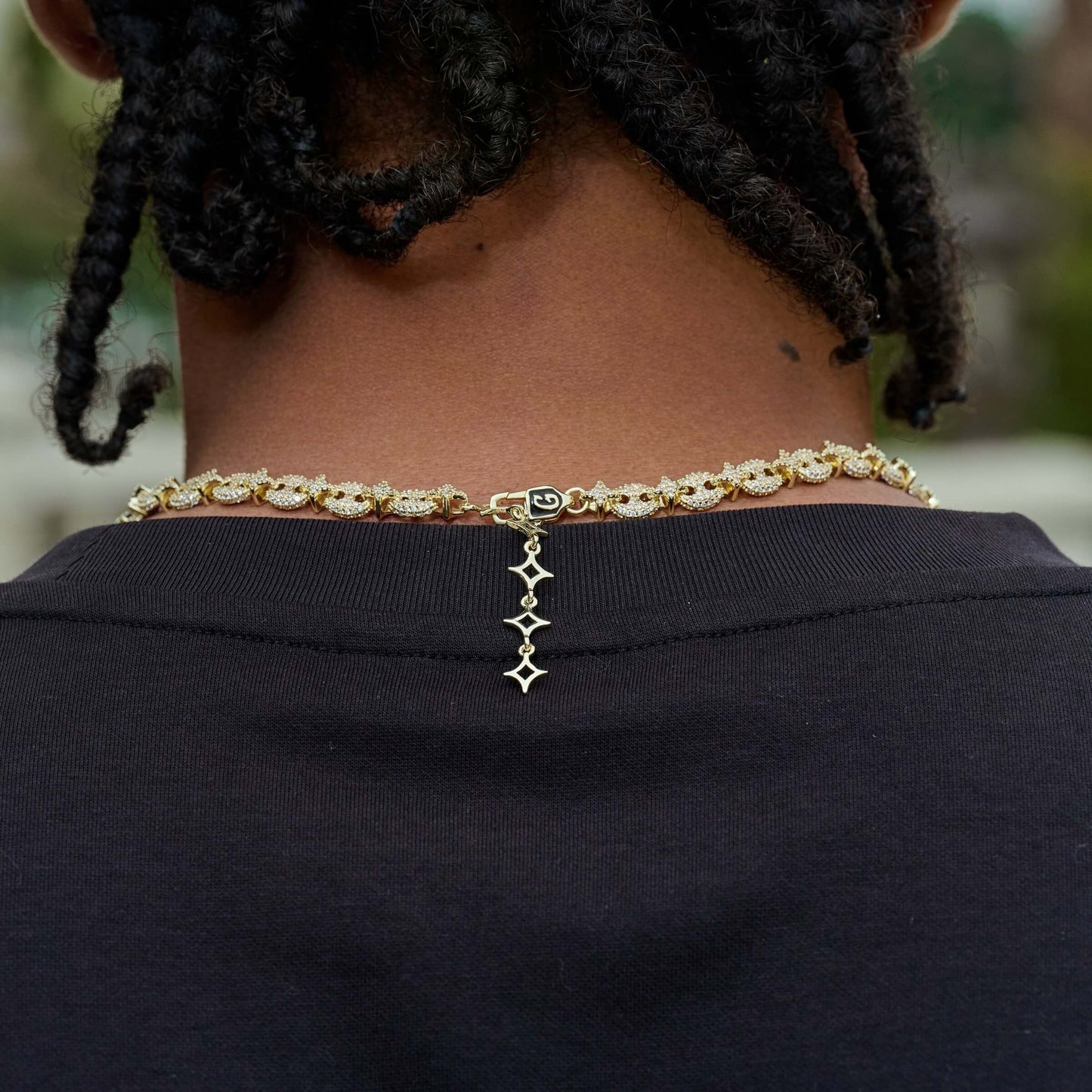 Iced Valentina Lariat Necklace in Yellow Gold